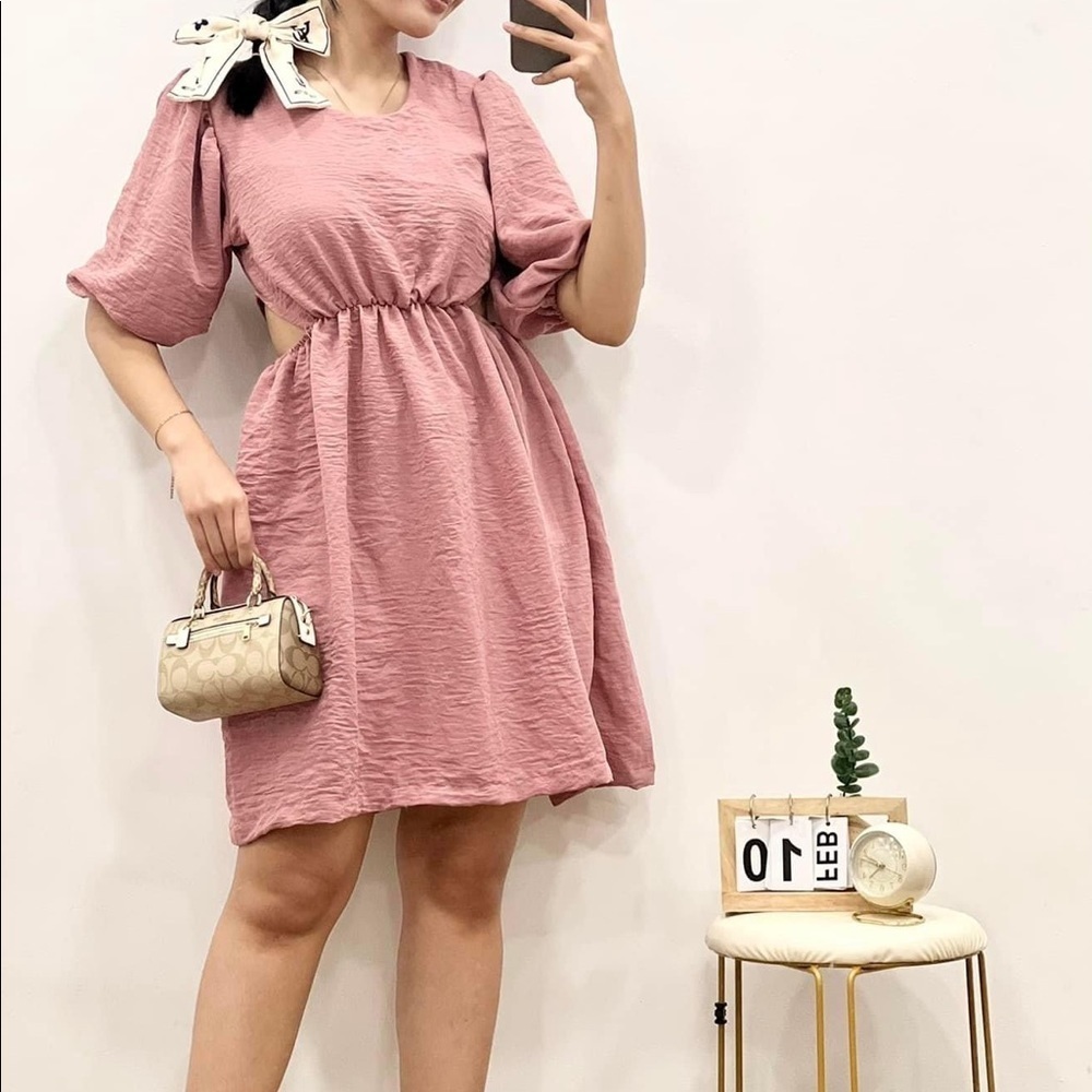 NEW Cut out Waist Mini Dress